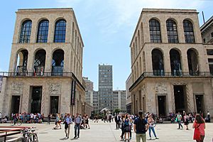 Archivo:Arengario Milano Museo 900