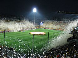 Archivo:Aris-Atletiko2010