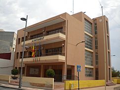 Archivo:Ayuntamiento El Campello