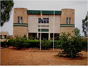 Archivo:Bloc Administratif