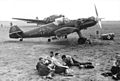 Bundesarchiv Bild 101I-337-0036-02A, Im Westen, Feldflugplatz mit Me 109