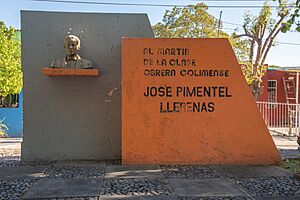 Archivo:Busto de José Pimentel Llerenas