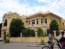 Archivo:Colonial Villa on Street 108 Phnom Penh