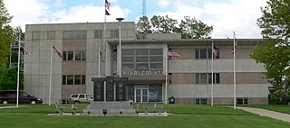 Cuming County Courthouse (Nebraska) from W 2.JPG