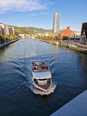 Archivo:Estuary of Bilbao 1