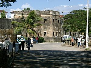 Archivo:Fort-Zanzibar