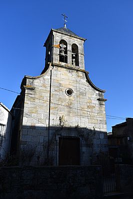 Igrexa de Santiago de San Mamede, Viana do Bolo.jpg