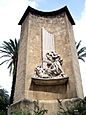 Monumento al Organísta Cabanilles. Obra del escultor Leonardo Borrás.