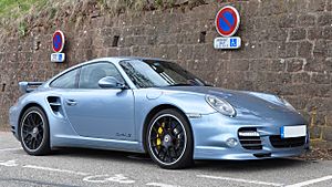 Archivo:Porsche 911 Turbo S
