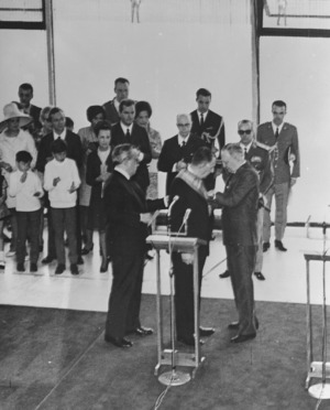 Archivo:Posse de Emílio Garrastazu Médici como Presidente da República