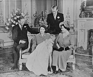 Archivo:Prince Charles Christening Family Portrait