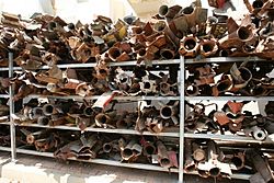 Archivo:Qassam-Rockets-Sderot