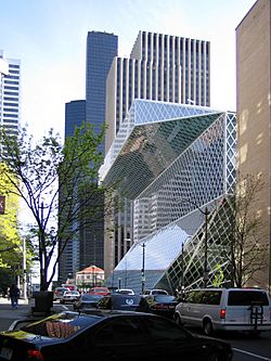Archivo:Seattle Central Library by architect Rem Koolhaas, view from 5th Ave