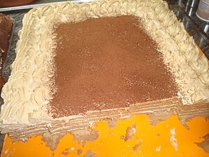Archivo:Tarta de café, galletas y mantequilla, "coca moca"