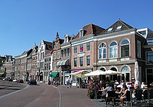 Archivo:(Haarlem) The Street of Donkere Spaarne, Netherlands
