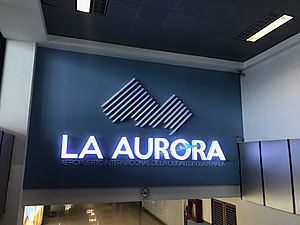Archivo:Aeropuerto Internacional La Aurora