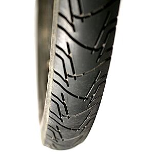 Archivo:Bicycle tire - Cheng Shin