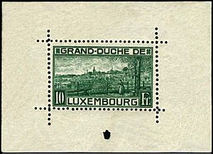 Archivo:Block of Luxemburg, 1923.scott 151