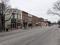 Boonville Main Street (33426211865).jpg