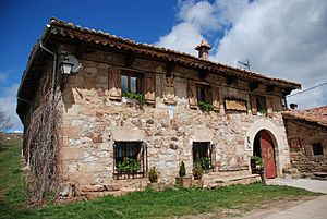 Archivo:Casa Hidalgos Vielba-San Mamés de Zalima 001