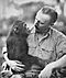 Cherry Kearton with the famous chimpanzee "Toto".jpg