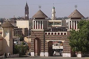 Archivo:Churchesndmosque eritrea