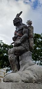Archivo:Estatua de Lempira