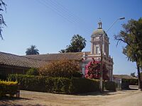 Archivo:Hacienda San José del Carmen el Huique Entorno 01