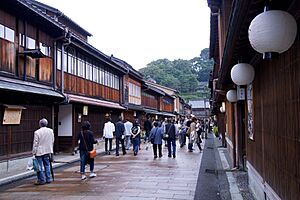 Archivo:Higashiyama-higashi Kanazawa Ishikawa01n4272