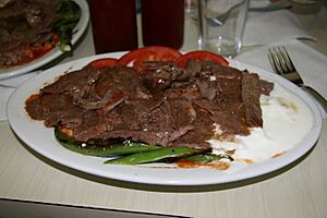 Archivo:Iskender kebap