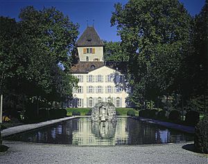 Archivo:Jegenstorf Castle