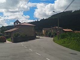 La Encina (Santa María de Cayón).jpg