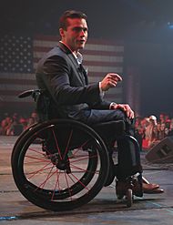 Archivo:Madison Cawthorn wheelchair