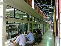 Archivo:Mercado Municipal de Alajuela En el Interior