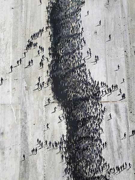 Pejac-Distancia Social (detail) 2
