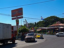 San Luis Talpa ES Entrada 2012.jpg