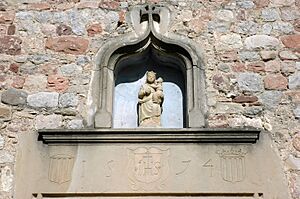 Archivo:Santa Maria de Santiga - Detall porta