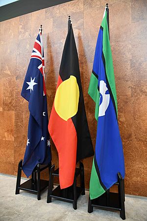 Archivo:The 3 Flags of Australia
