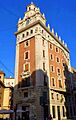 Valencia - Edificio de la Caixa d'Estalvis en Russafa 1