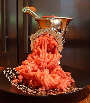 Archivo:A Meat Mincer