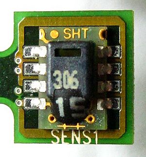 Archivo:Capacitive humidity sensor SHT