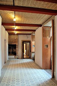 Archivo:Casa del Cabildo interior sala chimenea