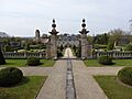 Château de Brécy, logis et église vus de la terrasse des fontaines