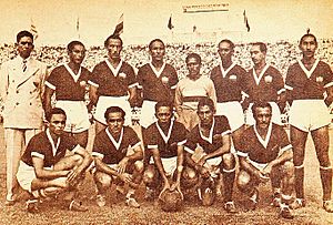 Archivo:Colombia en el Sudamericano 1945, Estadio, 1945-01-26 (89)
