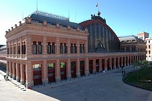 Archivo:Estación de Atocha (Madrid) 06