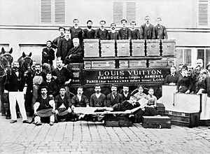 Archivo:Famille-Vuitton 1888