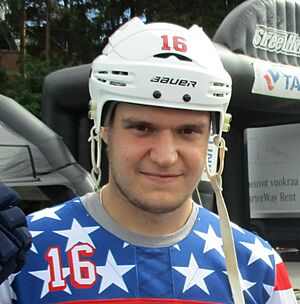 Headshot of Aleksander Barkov.jpg
