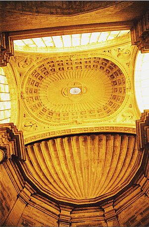 Archivo:Iglesia Chinchilla interior