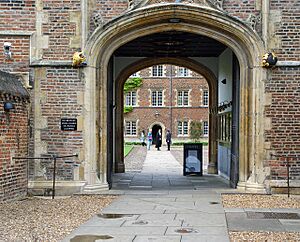 Archivo:Jesus College, Cambridge - geograph.org.uk - 1062931