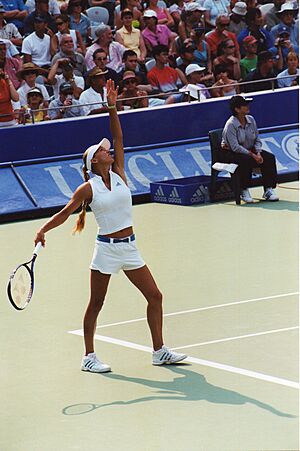 Archivo:Kournikova-SYD-2